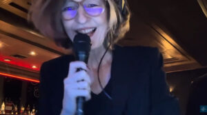 Lisa Leonard Live Announce